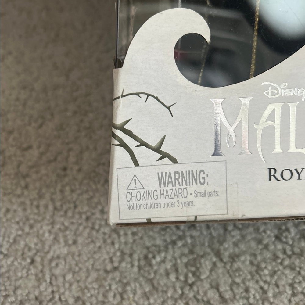 Disney Maleficent Royal Coronation Doll Jakks Pacific (2014) - Picture 3 of 12